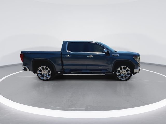 Used 2024 Blue GMC SLT image 12
