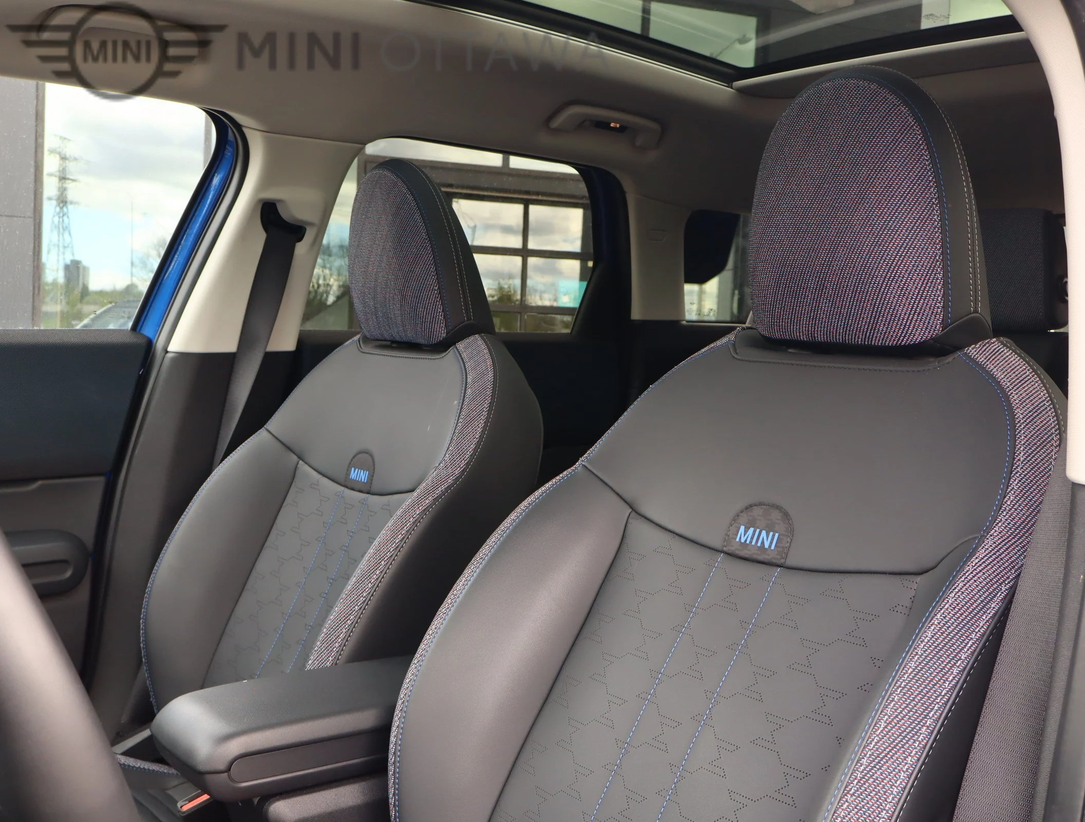 Used 2025 Blazing Blue MINI Cooper S image 9