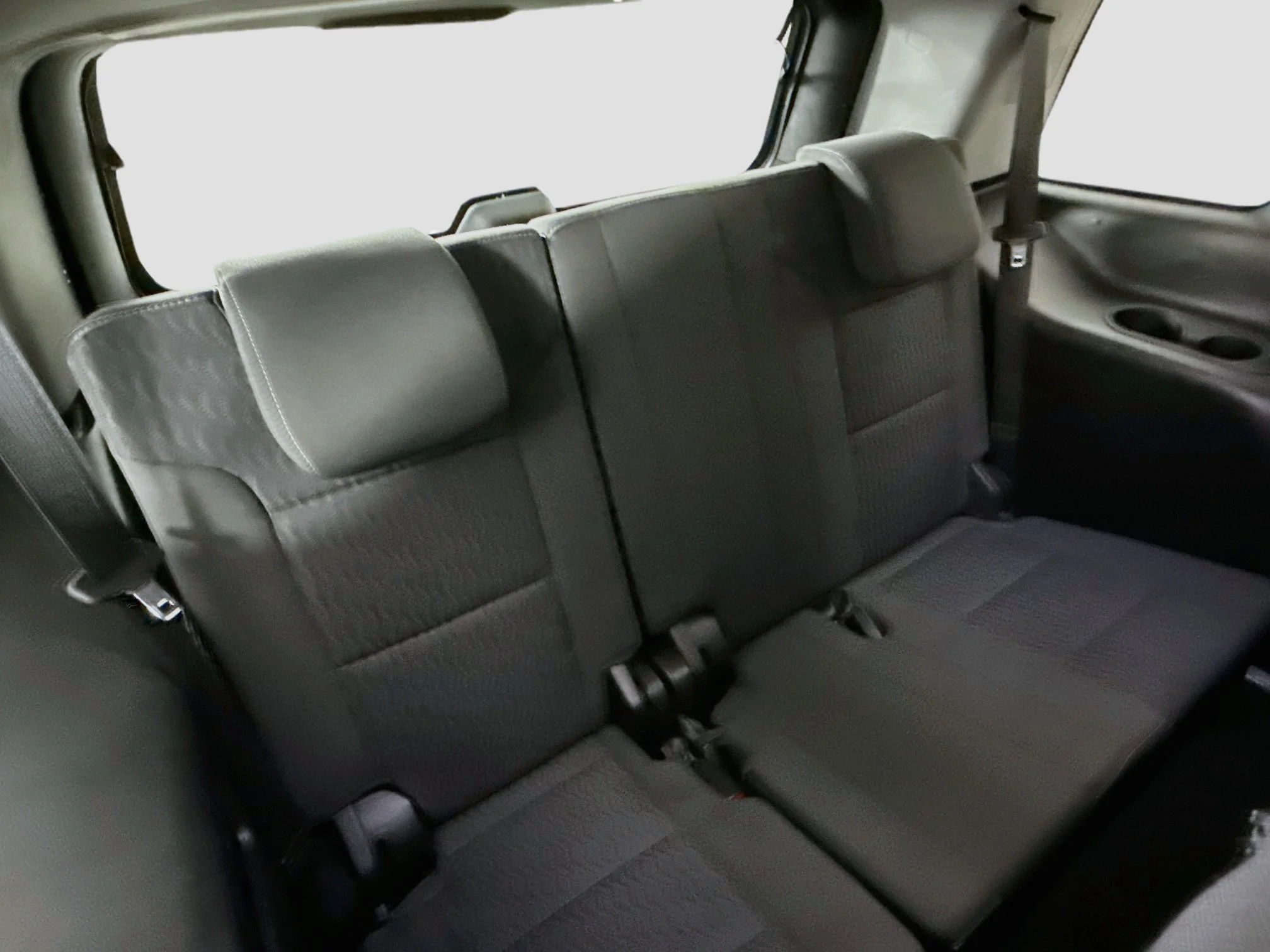 Used 2018 SUMMIT WHITE Chevrolet LS image 28