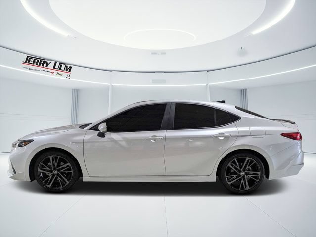 Used 2025 Wind Chill Pearl Toyota XSE image 7