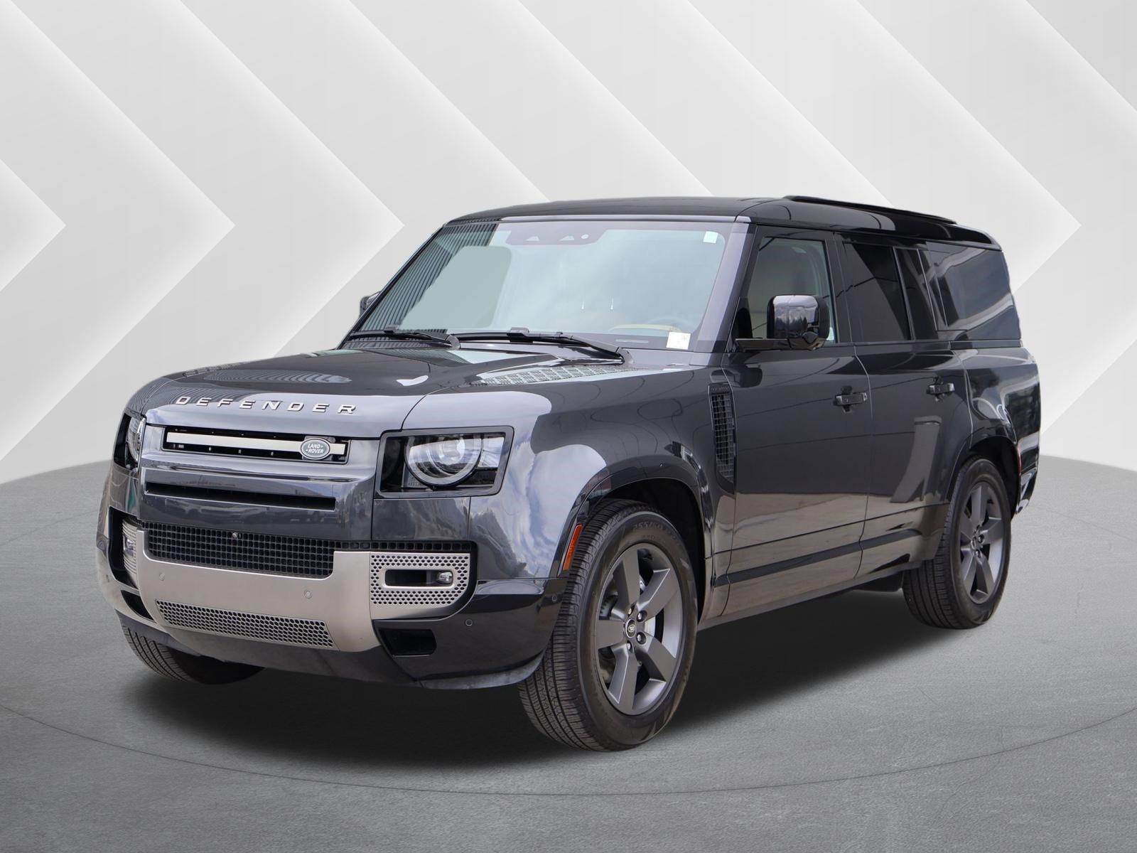 2025 Land Rover Defender 130 X-Dynamic SE P400's photo