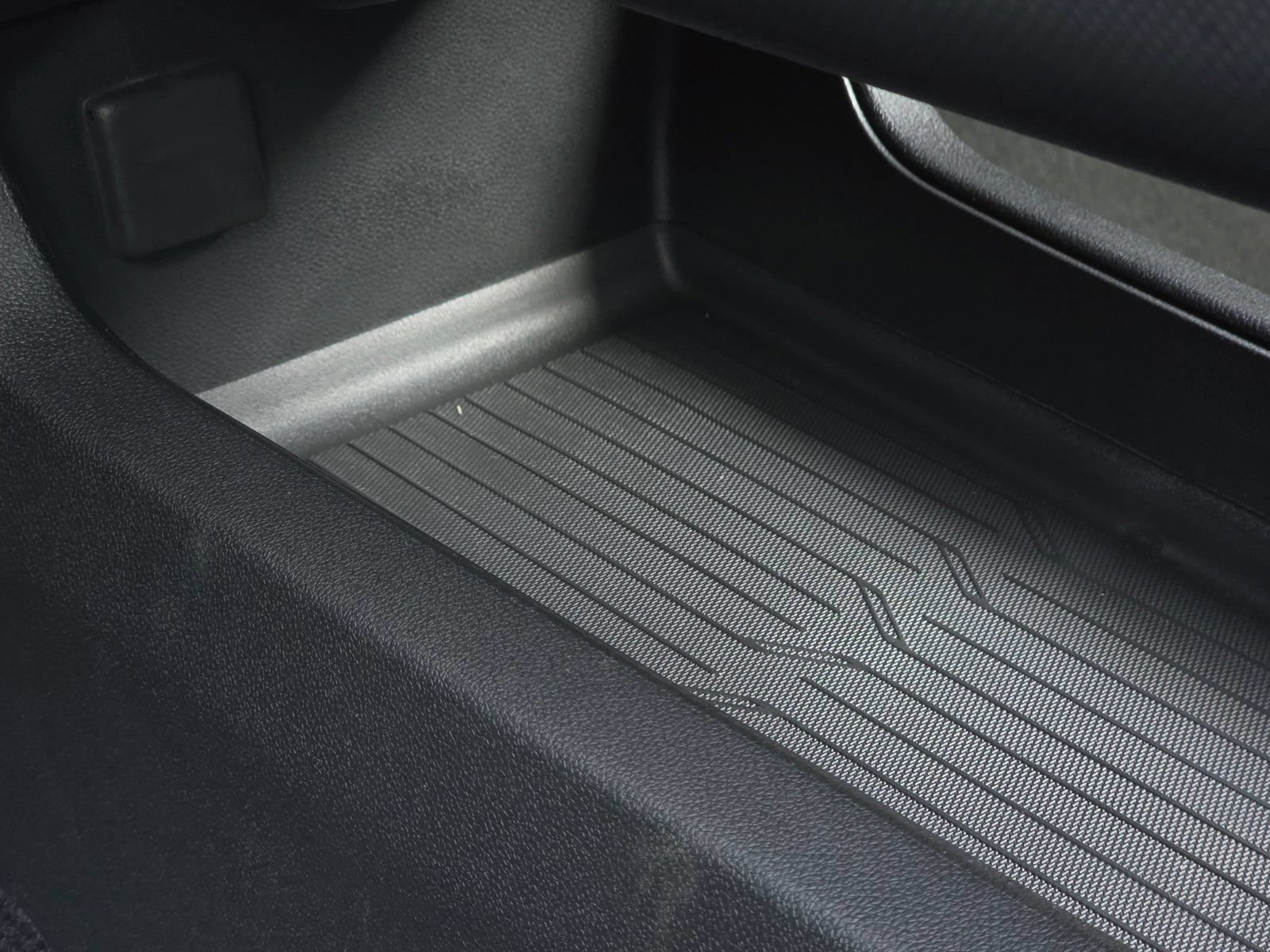 2026 Chevrolet Equinox EV 2LT - Photo 28