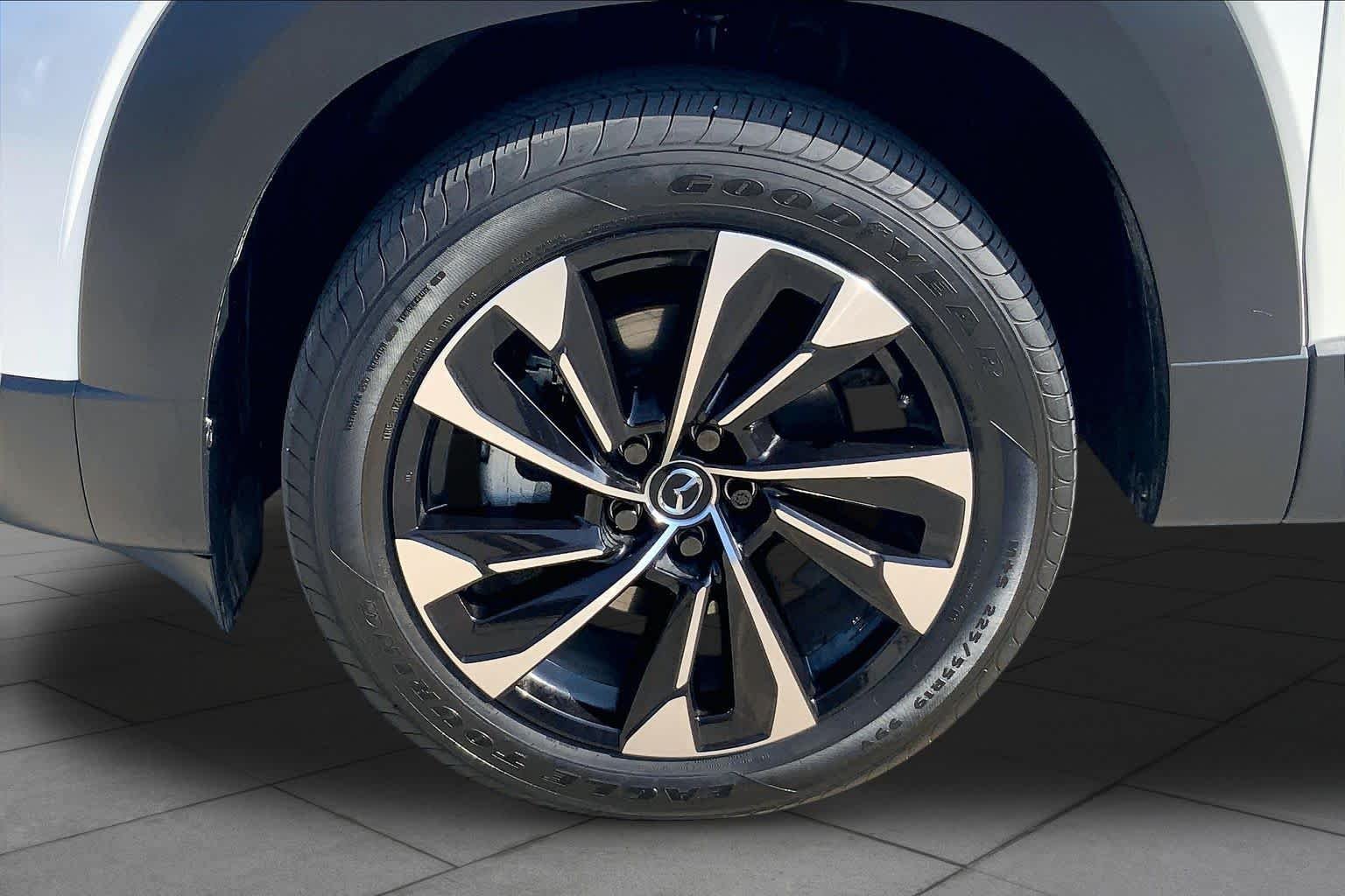 Used 2026 Wind Chill Pearl Mazda Premium Plus image 11