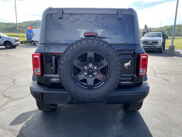 New 2025 Shadow Black Ford Big Bend® image 4