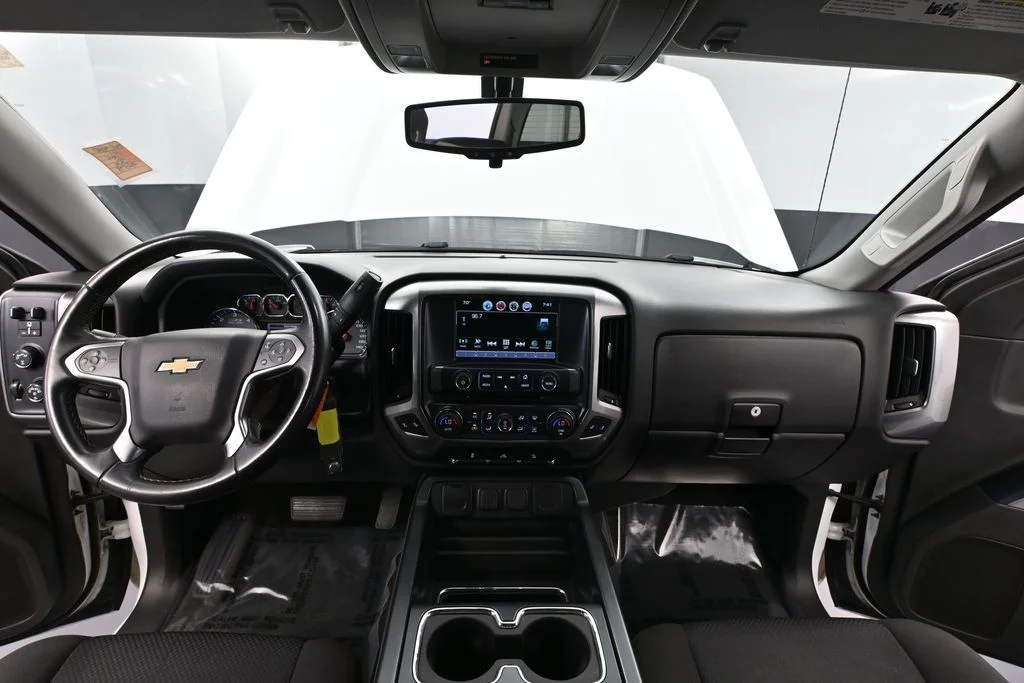 Used 2017 White Chevrolet LT image 29