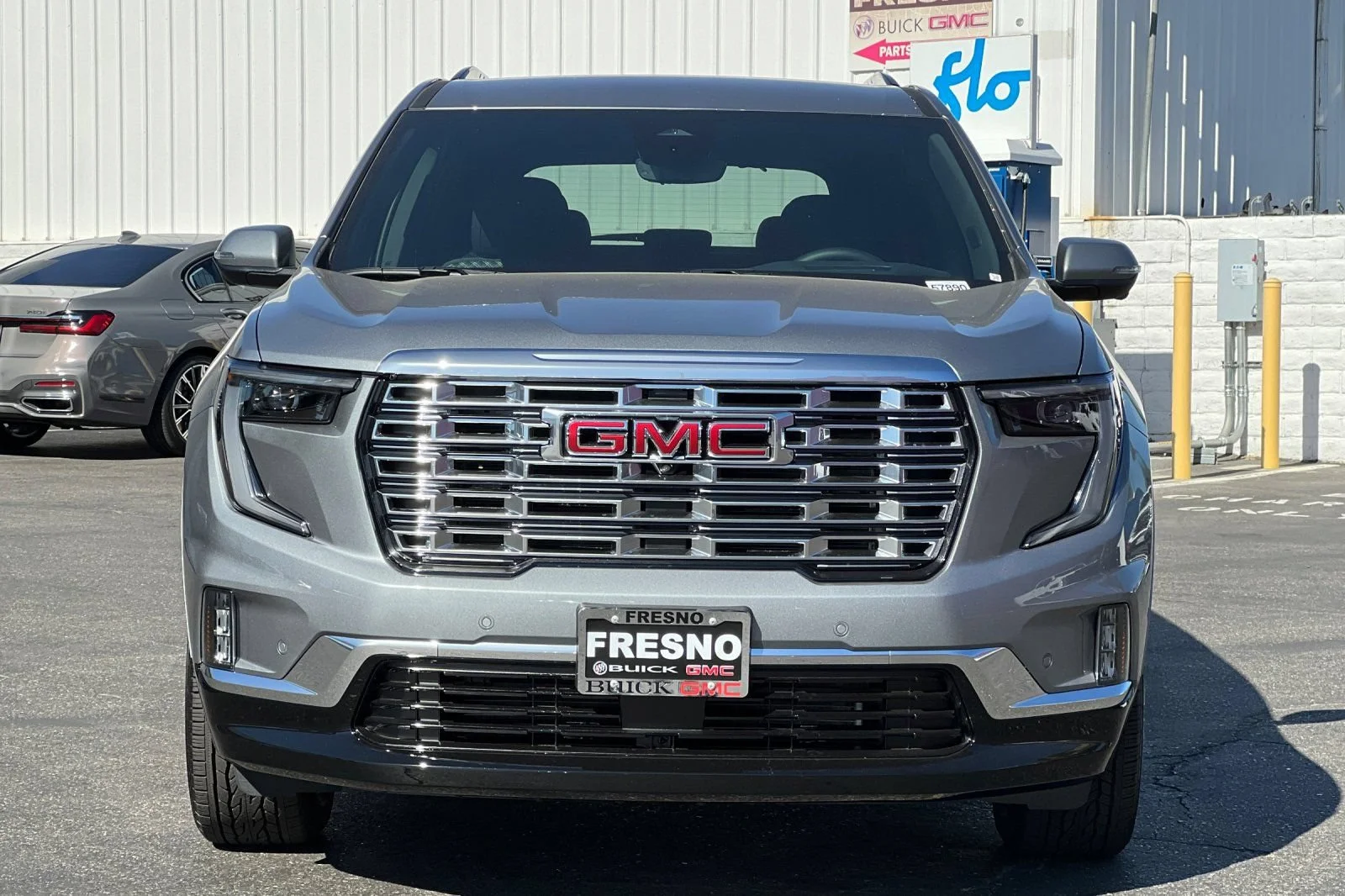 2026 GMC Acadia Denali - Photo 6