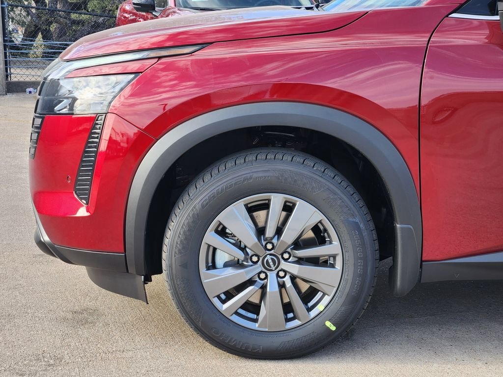 2026 Nissan Pathfinder SV - Photo 9