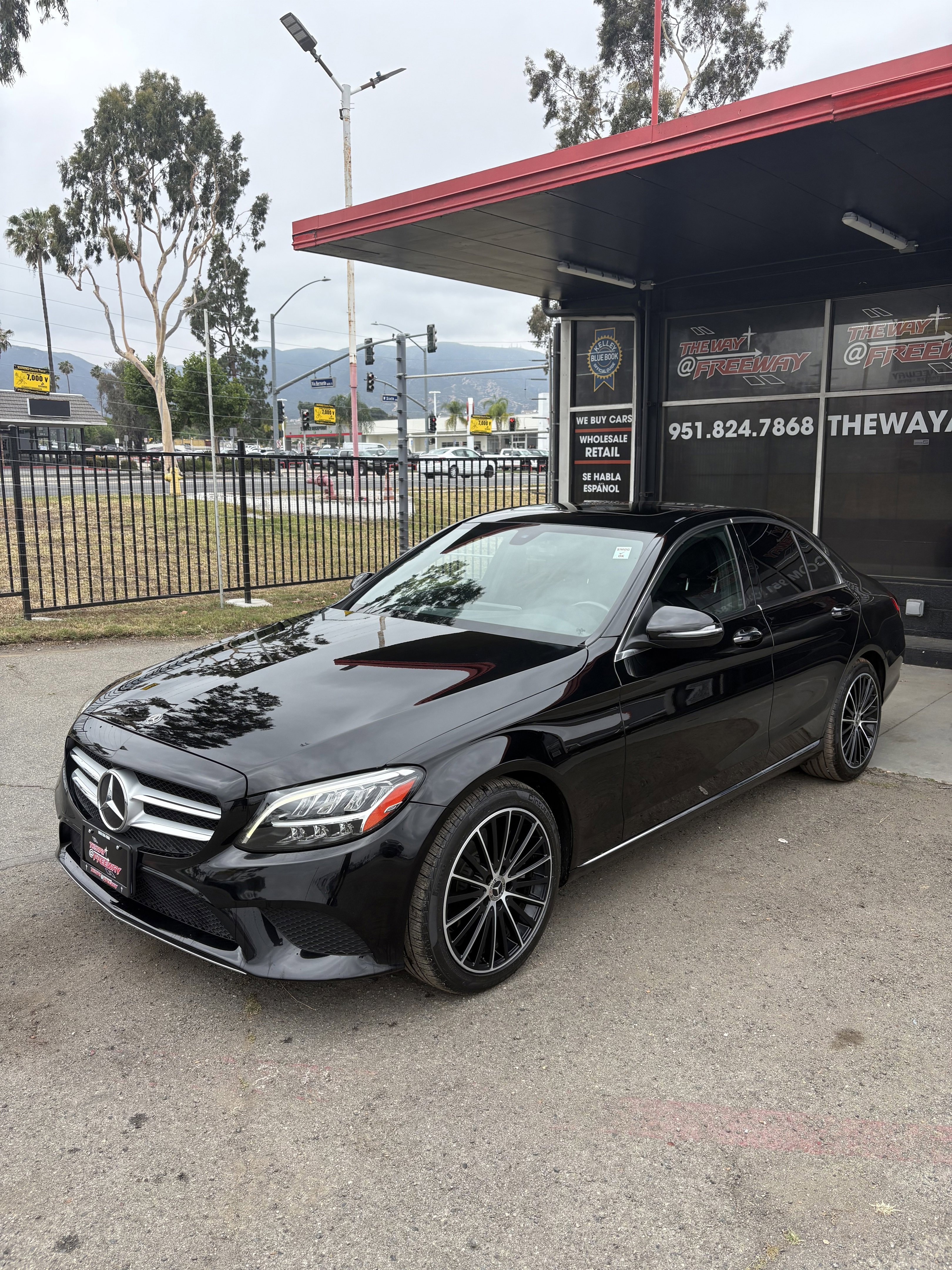 2020 Mercedes-Benz C-Class C300's photo