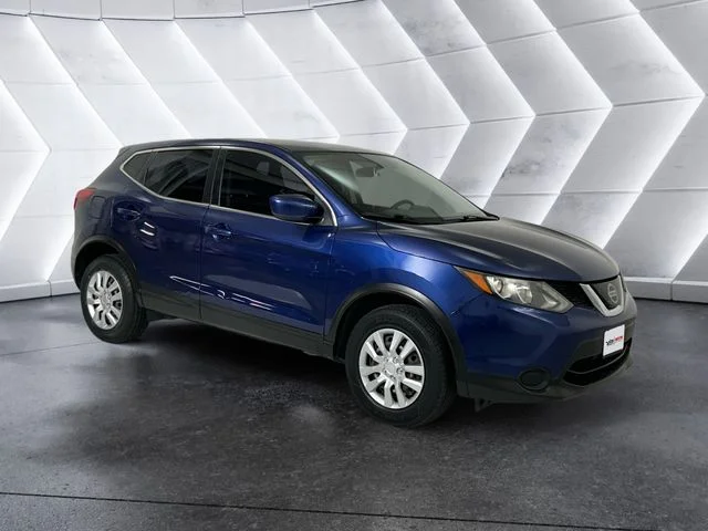 2019 Nissan Rogue Sport S AWD's photo