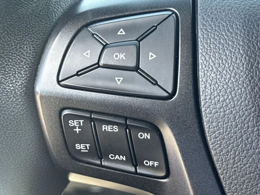 Used 2023 Green Ford XLT image 24