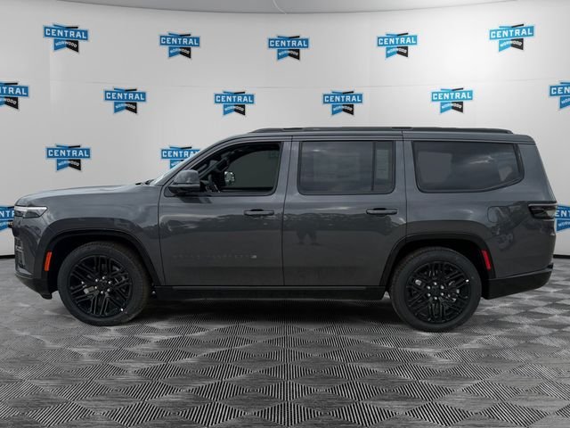 New 2026 Baltic-Gray Metallic Clear-Coat Exterior Paint Jeep Limited Reserve image 2