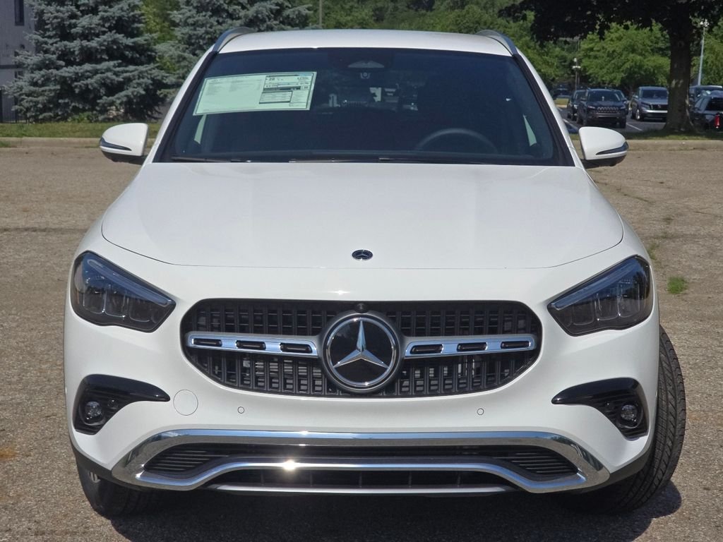 New 2026 Polar White Mercedes-Benz GLA 250 image 9
