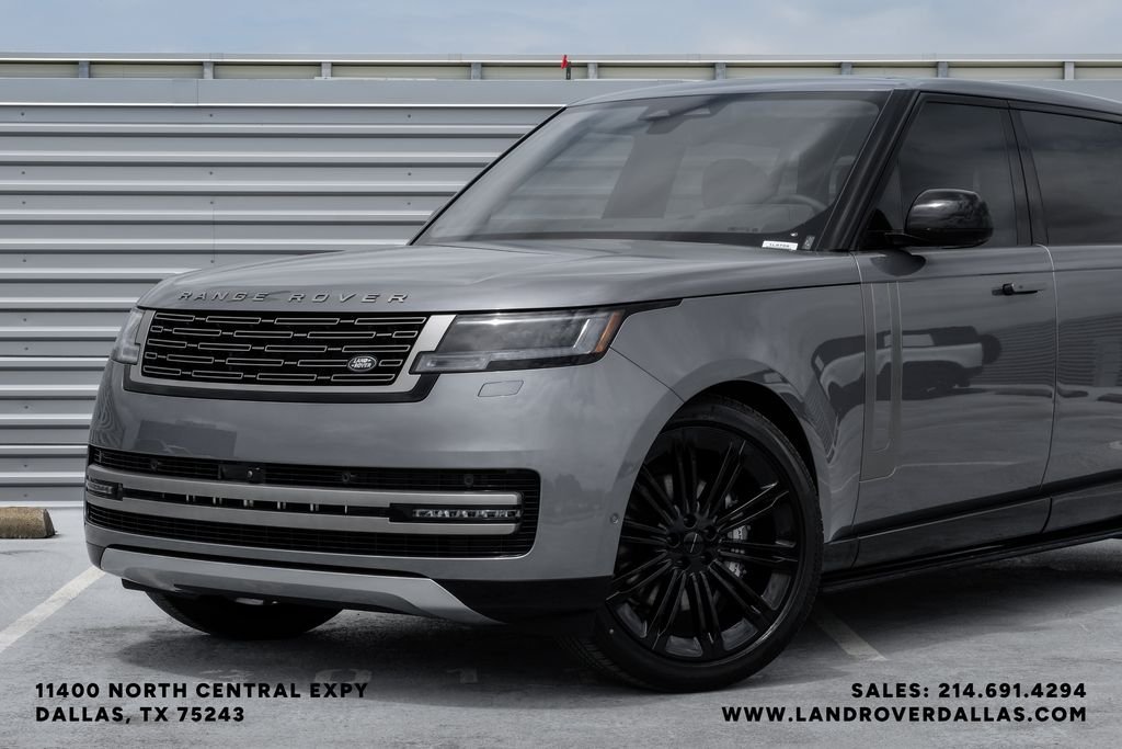 2026 Land Rover Range Rover SE - Photo 3