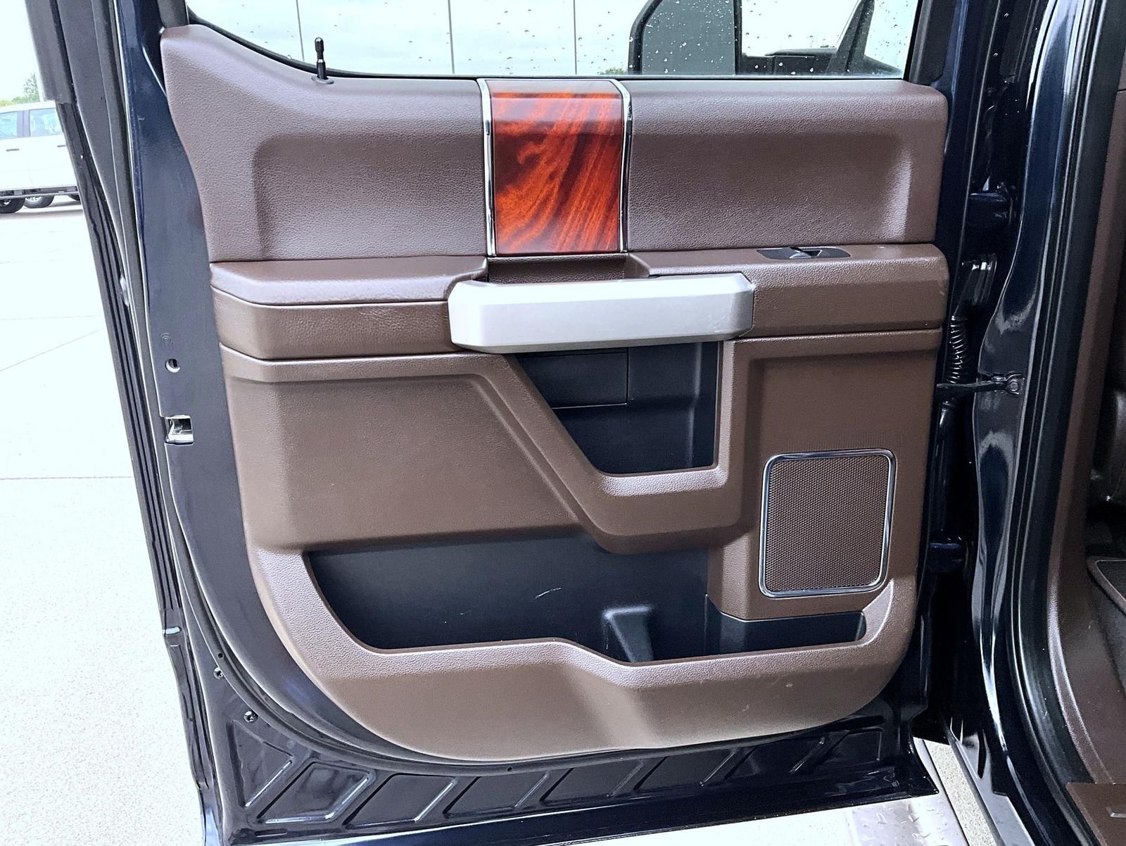 Used 2021 Blue Ford King Ranch image 21