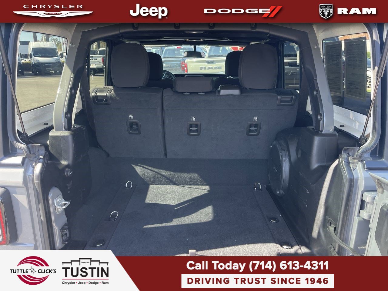 Used 2023 Sting-Gray Clearcoat Jeep 4DR 4WD image 27