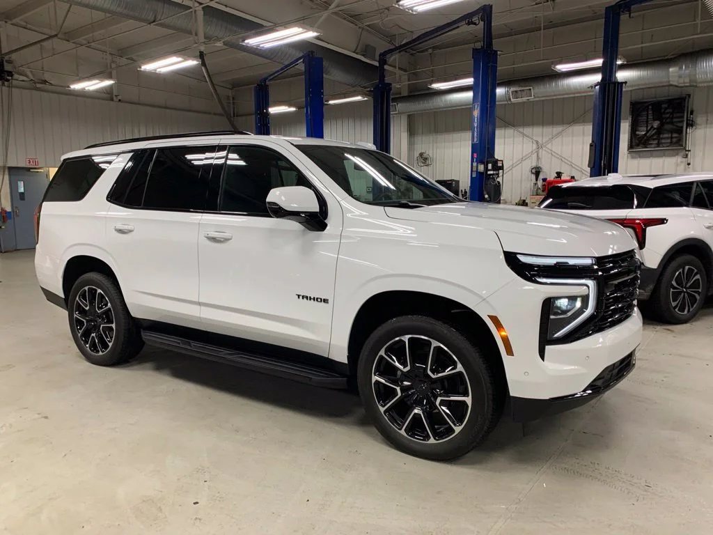 Used 2026 Summit White Chevrolet RST image 10