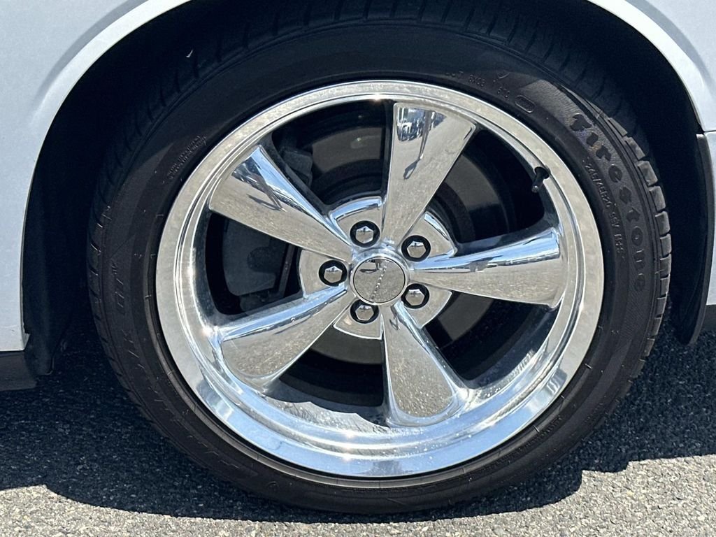 Used 2013 White Dodge R/T image 10