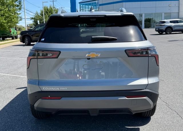 New 2026 Sterling Gray Metallic Chevrolet LT image 4