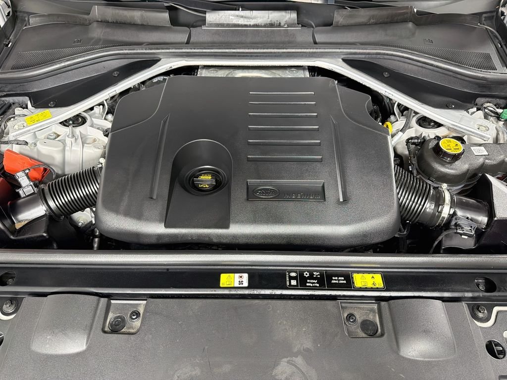 Certified Used 2024 Gray Land Rover Dynamic SE image 33