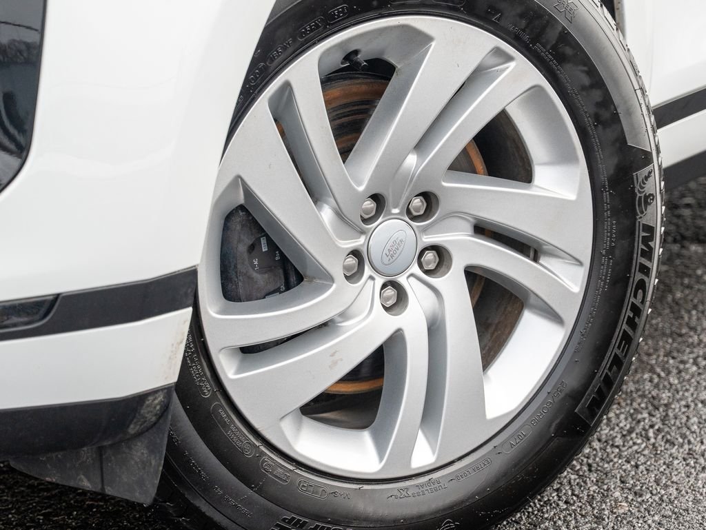 Certified Used 2025 White Land Rover S image 9