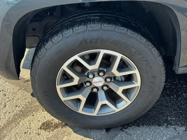 Used 2018 Gray GMC All Terrain image 10