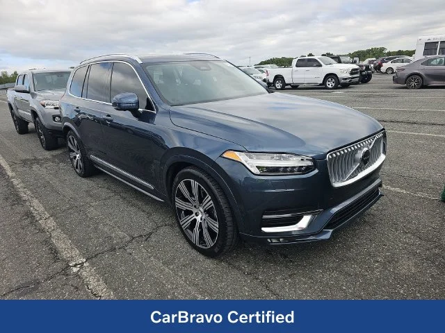 Used 2023 Blue Volvo Ultimate image 1