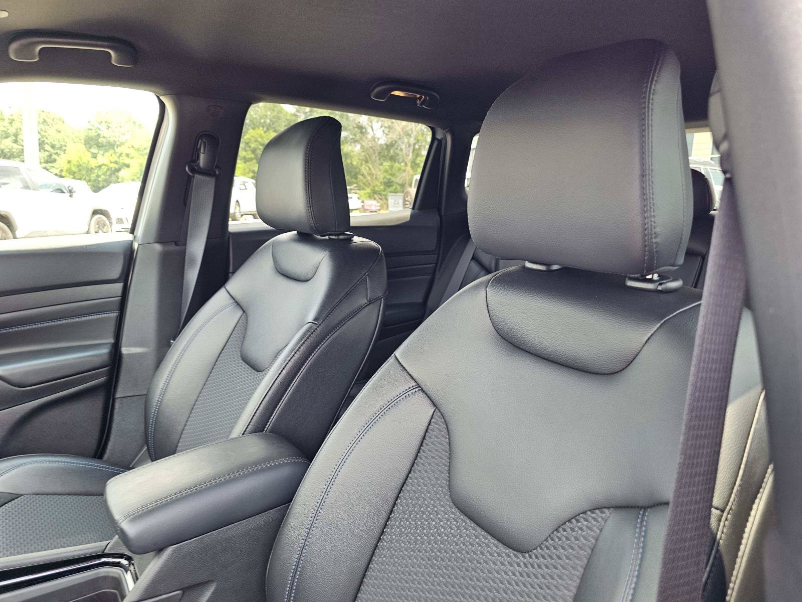 2026 Jeep Compass Latitude Altitude - Photo 17