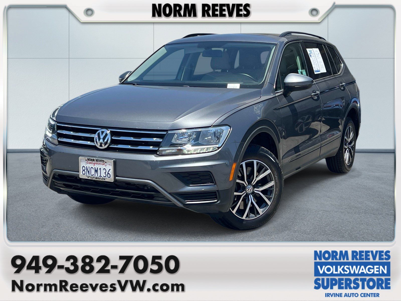 Used 2019 Platinum Gray Metallic Volkswagen SE image 1
