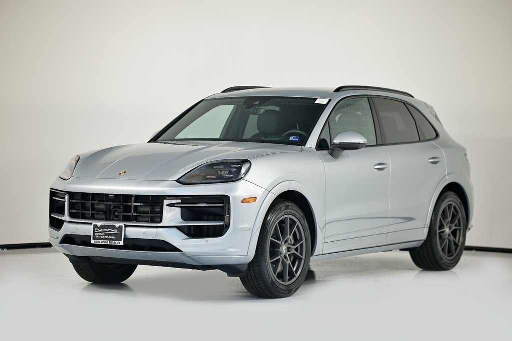 2025 Porsche Cayenne Base