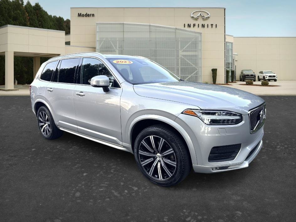 Used 2023 Silver Dawn Metallic Volvo Core image 3