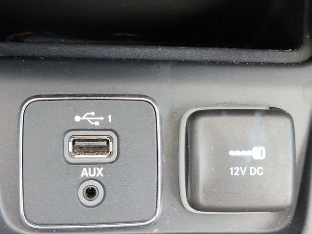 Used 2019 Granite Crystal Clearcoat Metallic Jeep Trailhawk image 22