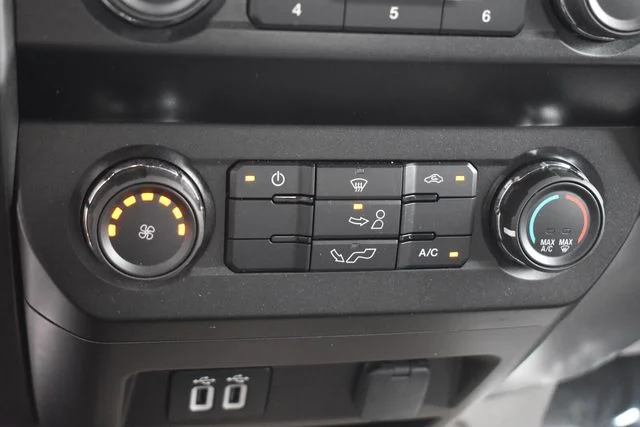 Used 2020 White Ford XLT image 26