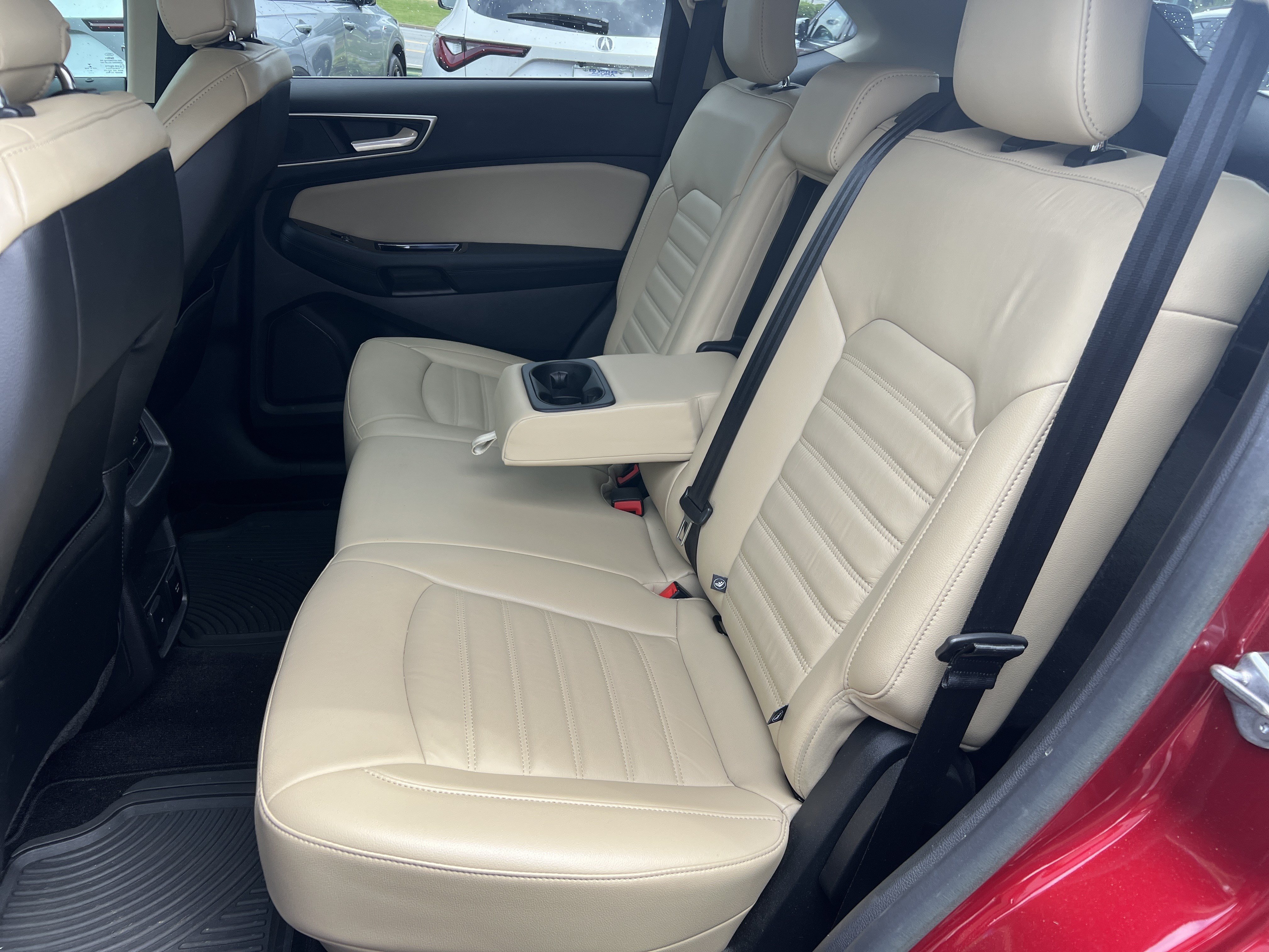 Used 2017 Ruby Red Metallic Tinted Clearcoat Ford SEL image 10