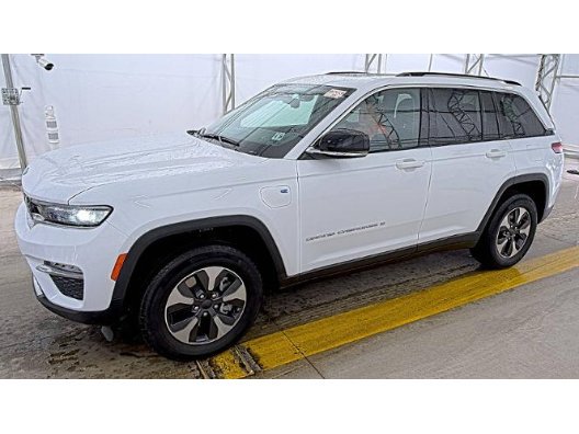 Used 2022 White Jeep Limited 4x4 image 18