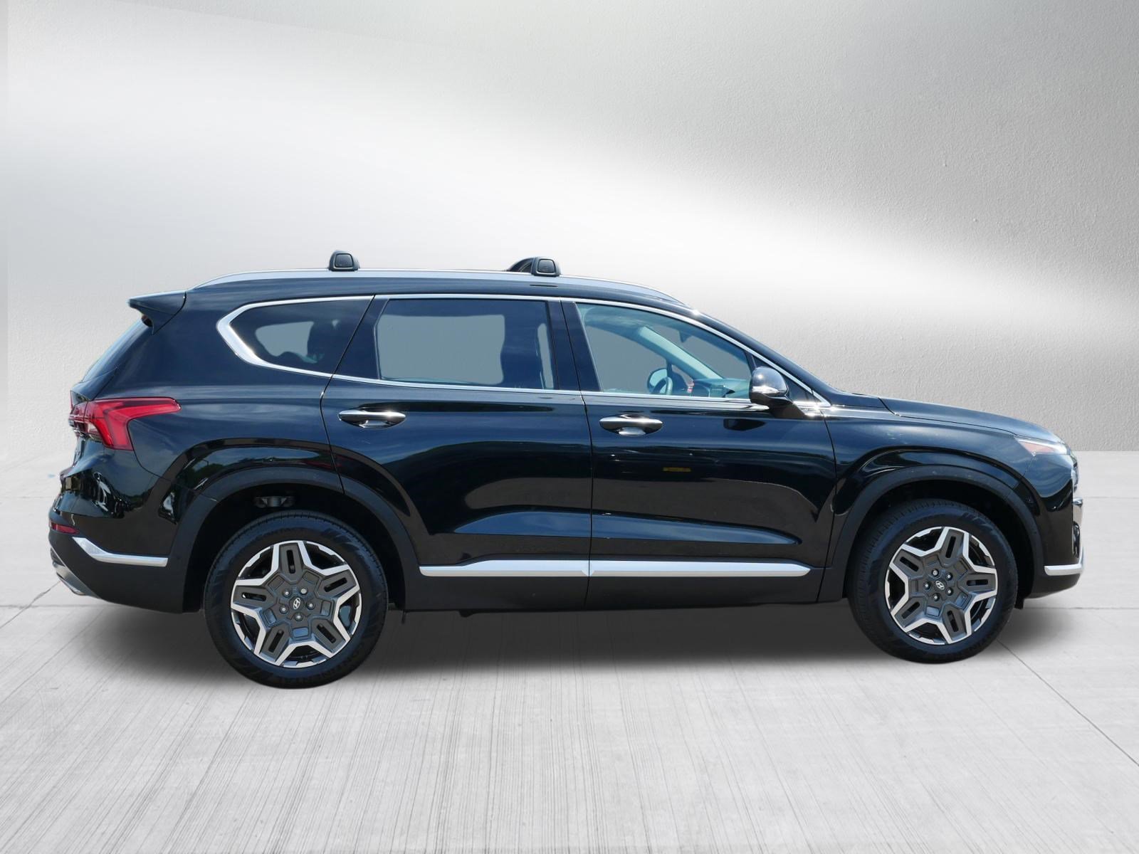 2023 Hyundai Santa Fe Limited - Photo 8
