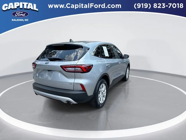 Used 2023 Silver Ford Active image 8