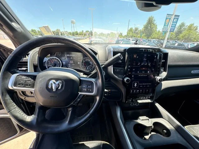 Used 2020 Diamond Black Ram Laramie image 11