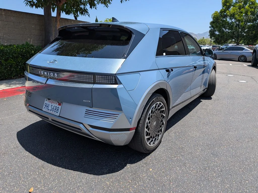Used 2023 Blue Hyundai Limited image 7