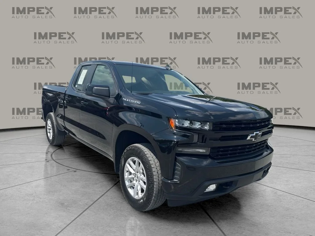 Used 2020 Black Chevrolet RST image 4