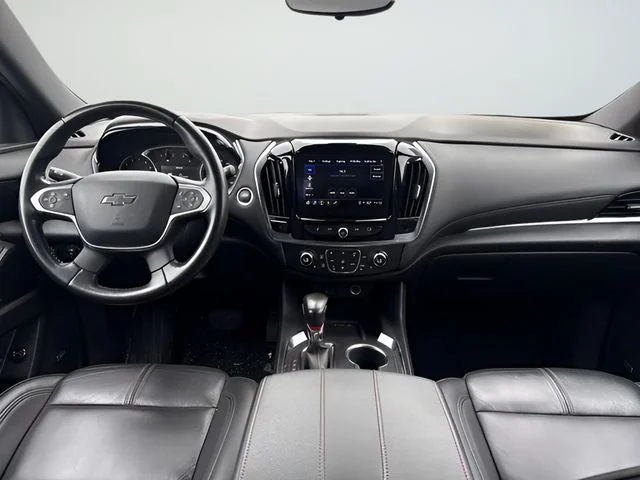 Used 2022 Red Chevrolet RS image 13