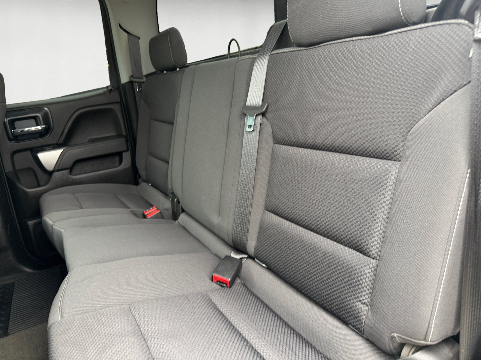 Used 2018 Silver Ice Metallic Chevrolet LT image 13