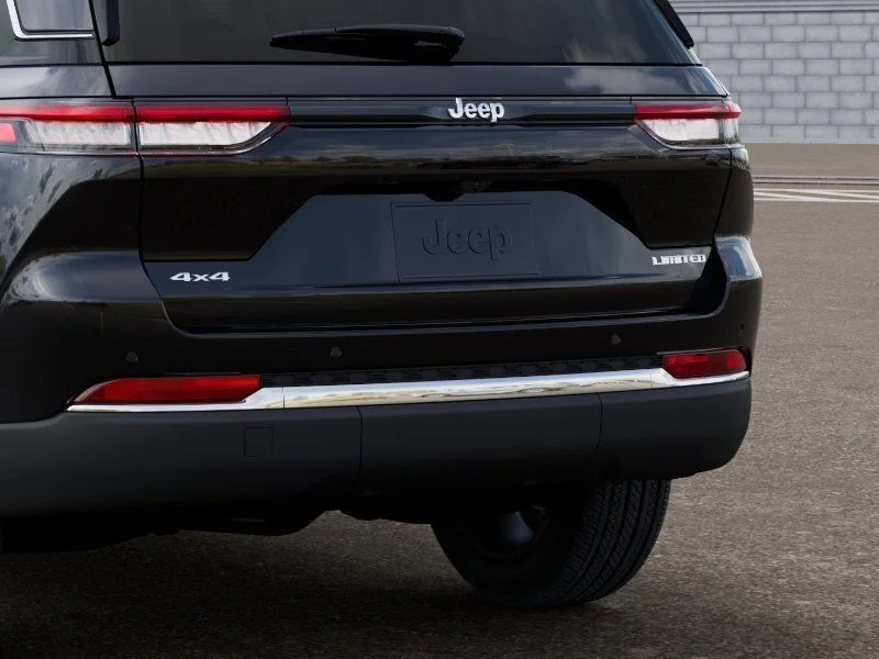 New 2026 Diamond Black Crystal Pearlcoat Jeep Limited image 13