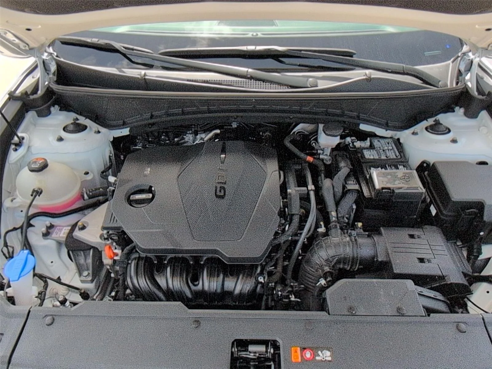 Used 2024 White Pearl Hyundai SEL image 38