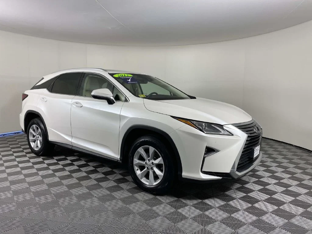 Used 2017 White Pearl Lexus 350 image 1