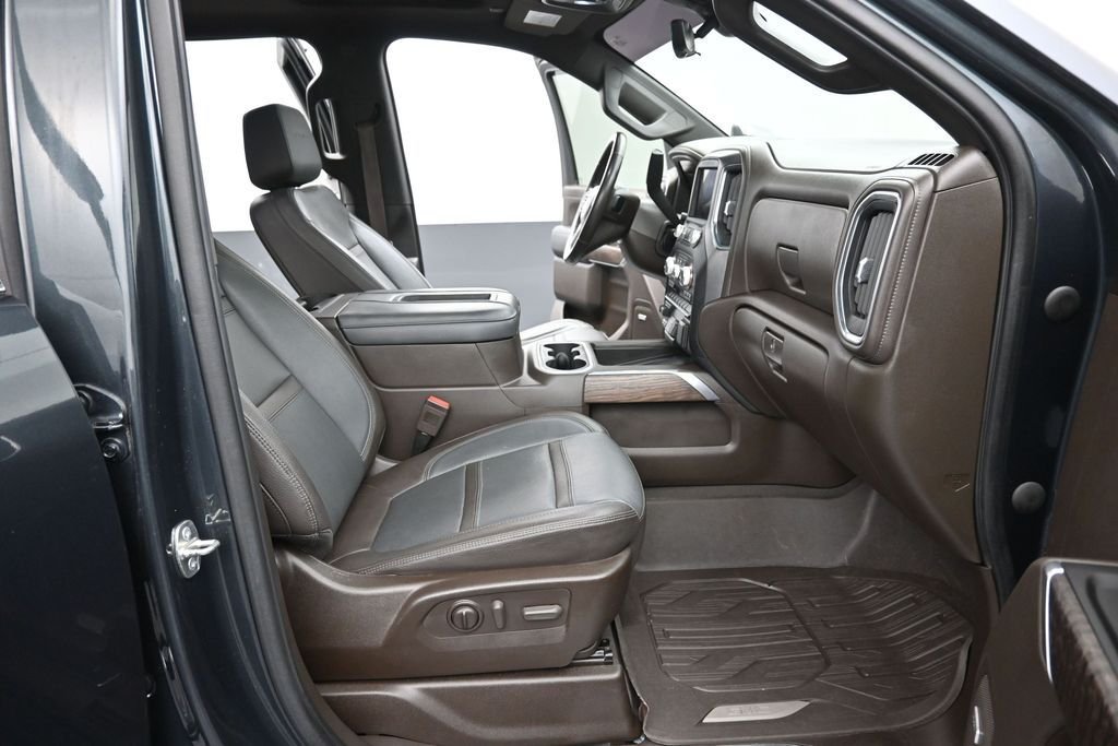 Used 2022 Green GMC Denali image 10