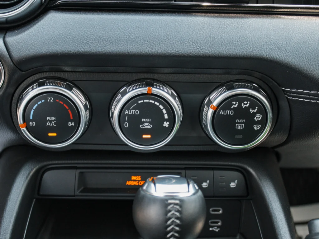 New 2025 Jet Black Mica Mazda Grand Touring image 18
