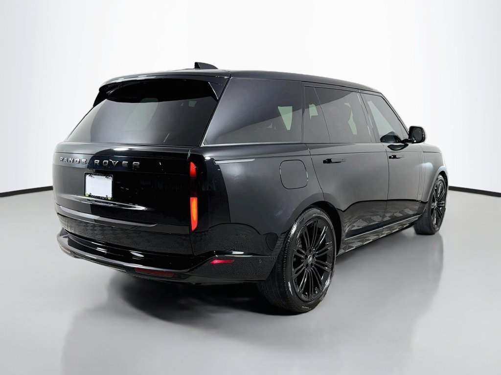 Used 2025 Black Land Rover Autobiography image 5