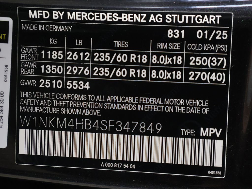 Used 2025 Gray Mercedes-Benz GLC 300 image 50