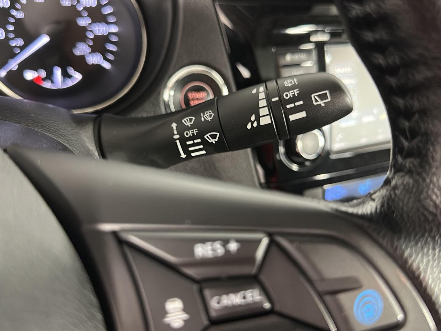 Used 2022 Gun Metallic Nissan SL image 23