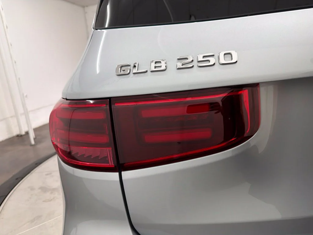 New 2026 Silver Mercedes-Benz GLB 250 image 11